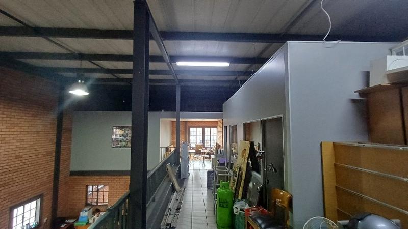 To Let Commercial Property for Rent in Hennopspark Gauteng