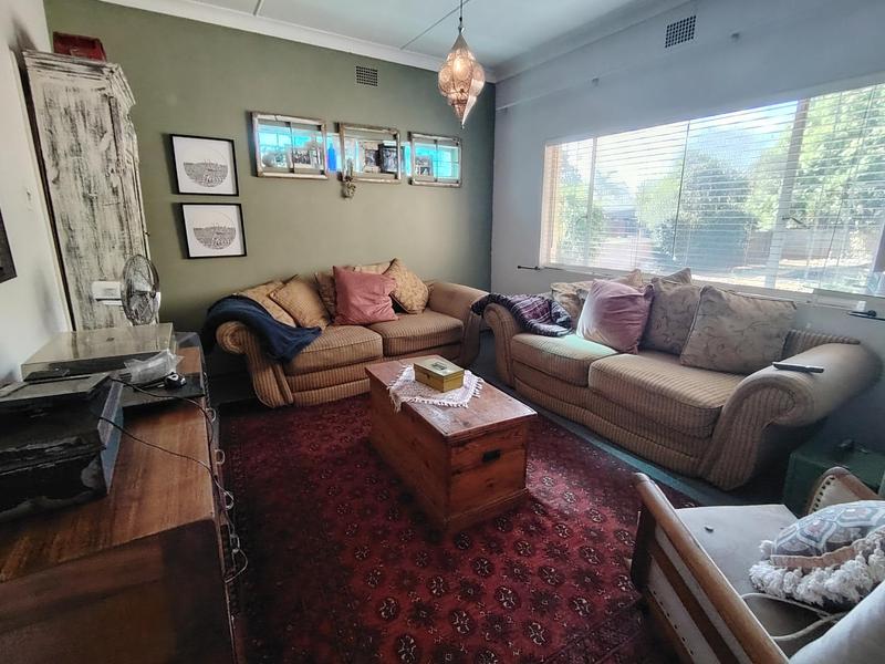 To Let 5 Bedroom Property for Rent in Valhalla Gauteng