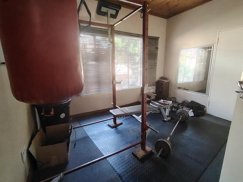 To Let 5 Bedroom Property for Rent in Valhalla Gauteng