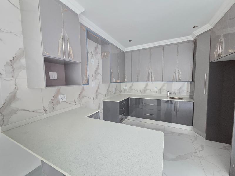 To Let 3 Bedroom Property for Rent in Erasmia Gauteng