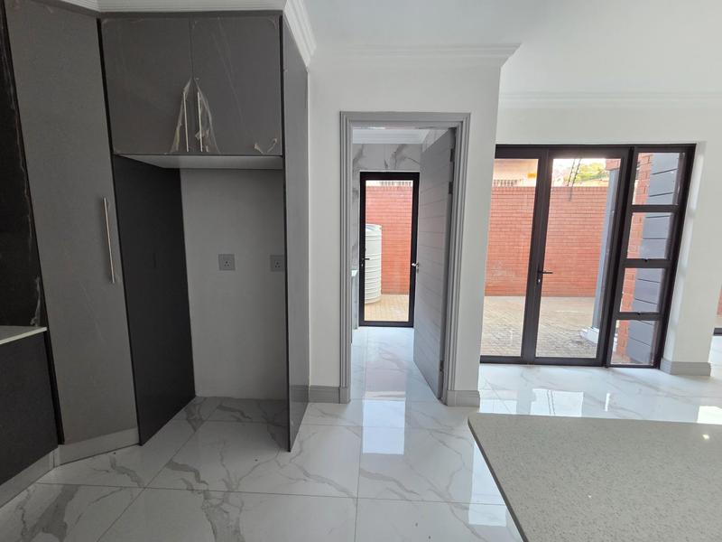 To Let 3 Bedroom Property for Rent in Erasmia Gauteng