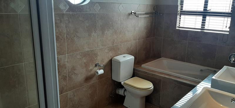 3 Bedroom Property for Sale in Heritage Hill Gauteng