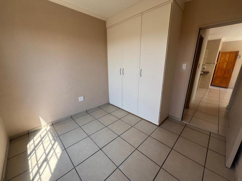 2 Bedroom Property for Sale in Greenhills Gauteng