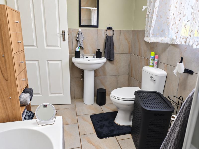 3 Bedroom Property for Sale in Strubenvale Gauteng