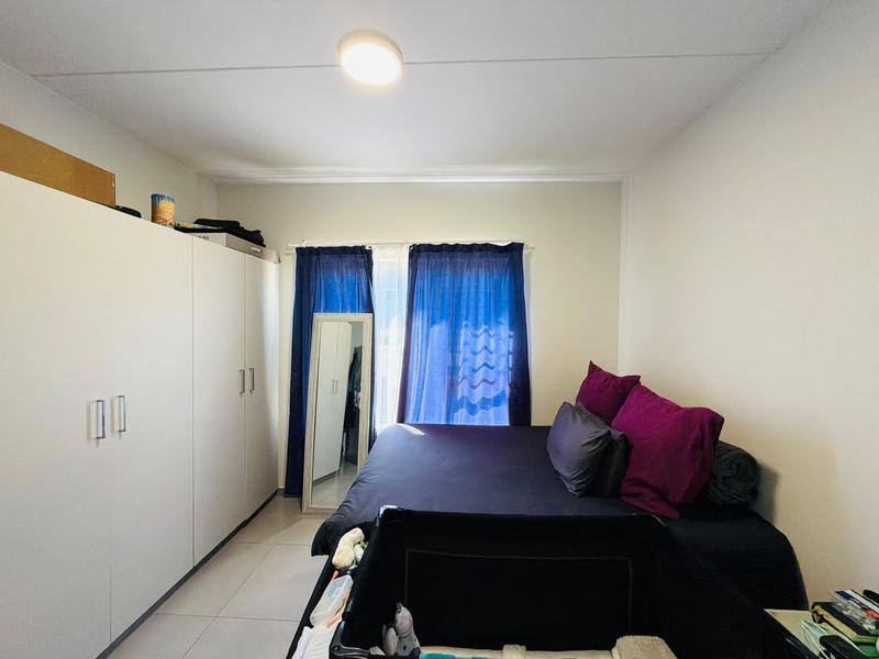 To Let 2 Bedroom Property for Rent in Vorna Valley Gauteng