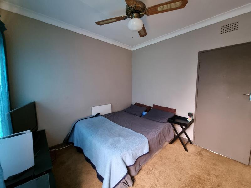 To Let 4 Bedroom Property for Rent in Wilro Park Gauteng