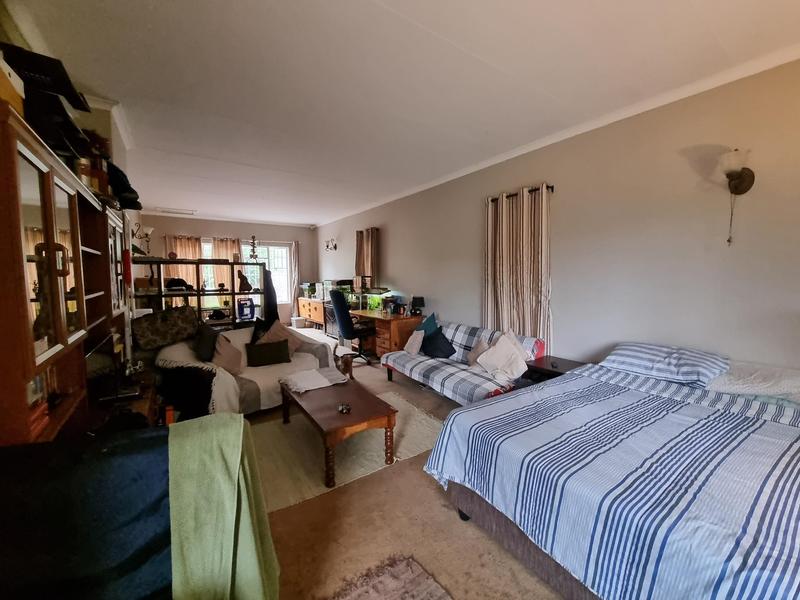 To Let 4 Bedroom Property for Rent in Wilro Park Gauteng