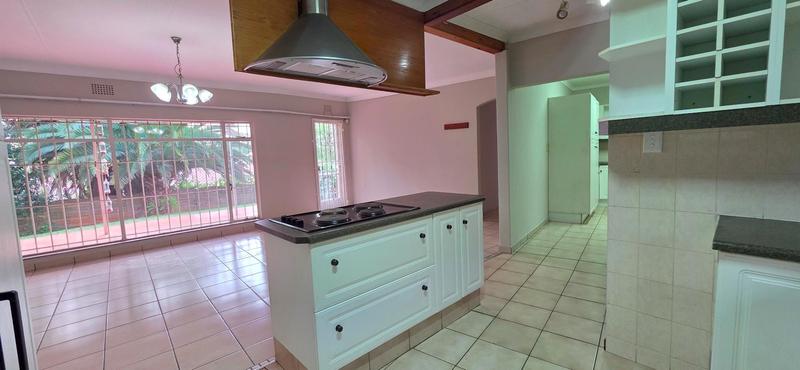 4 Bedroom Property for Sale in Wilro Park Gauteng