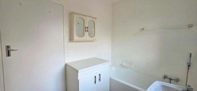 4 Bedroom Property for Sale in Wilro Park Gauteng