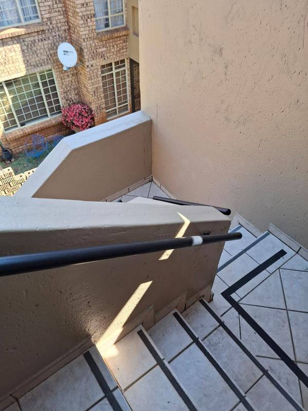 To Let 2 Bedroom Property for Rent in The Wilds Gauteng
