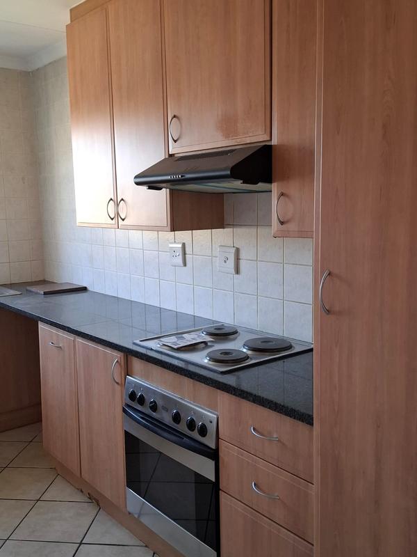 To Let 2 Bedroom Property for Rent in The Wilds Gauteng