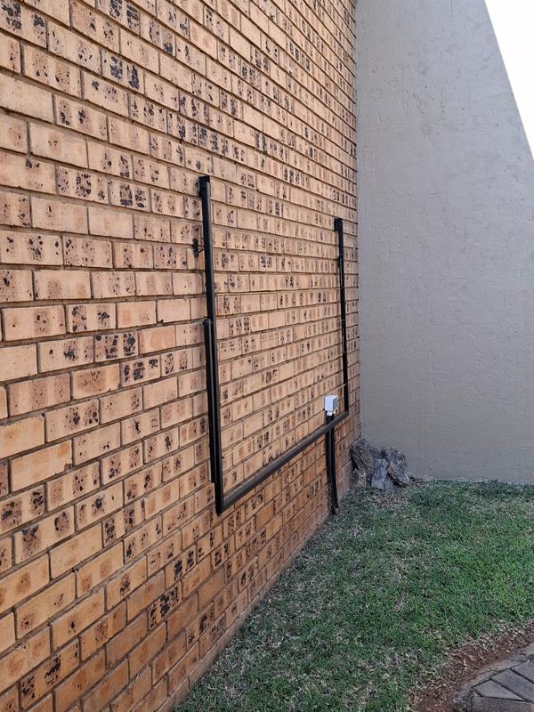 To Let 2 Bedroom Property for Rent in The Wilds Gauteng