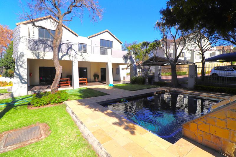 1 Bedroom Property for Sale in Lonehill Gauteng