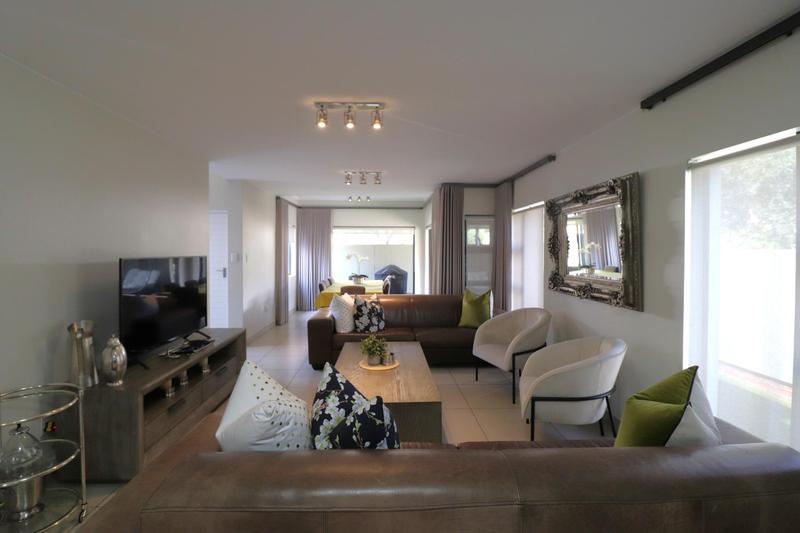 3 Bedroom Property for Sale in Broadacres Gauteng
