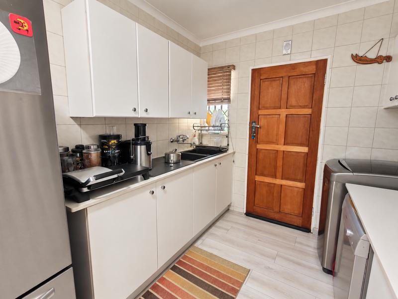 3 Bedroom Property for Sale in Wierda Park Gauteng