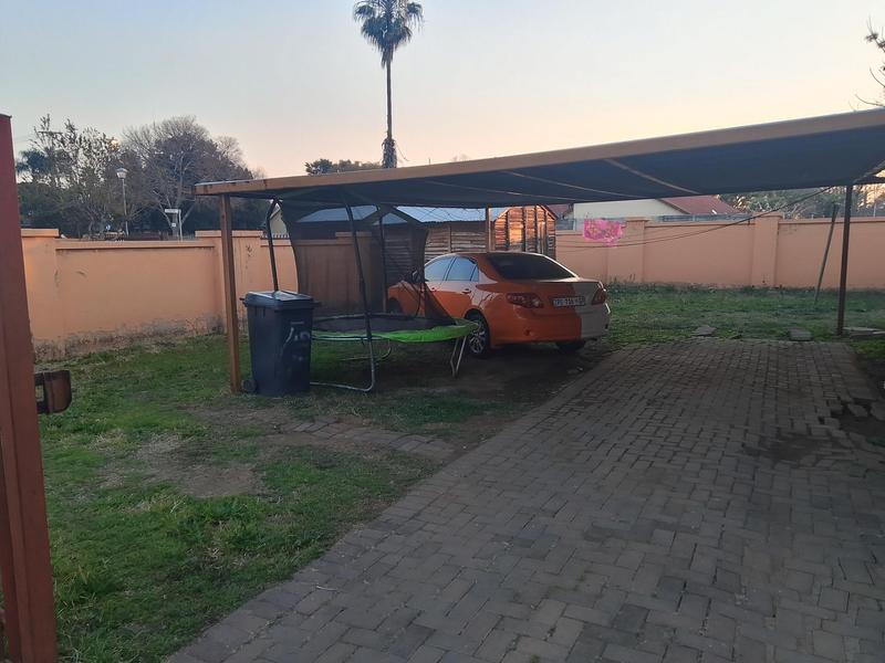 2 Bedroom Property for Sale in Booysens Gauteng