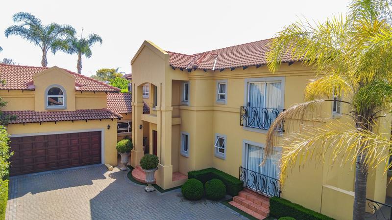 5 Bedroom Property for Sale in Centurion Golf Estate Gauteng