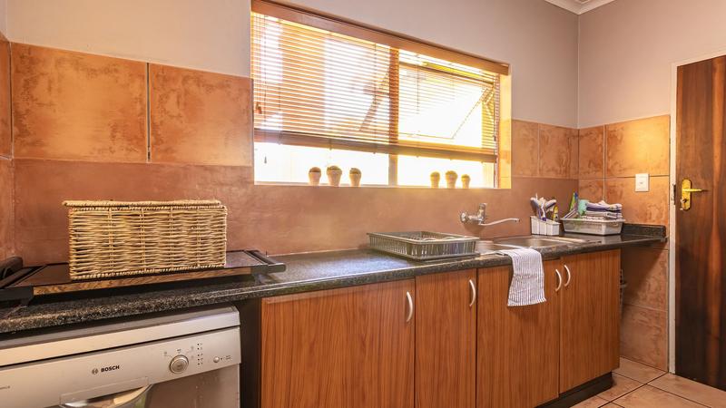 5 Bedroom Property for Sale in Centurion Golf Estate Gauteng