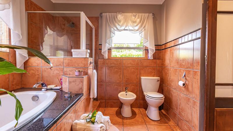 5 Bedroom Property for Sale in Centurion Golf Estate Gauteng