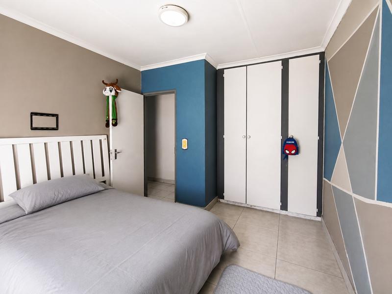 5 Bedroom Property for Sale in Brackendowns Gauteng