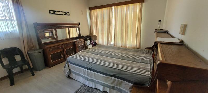 4 Bedroom Property for Sale in Mulbarton Gauteng