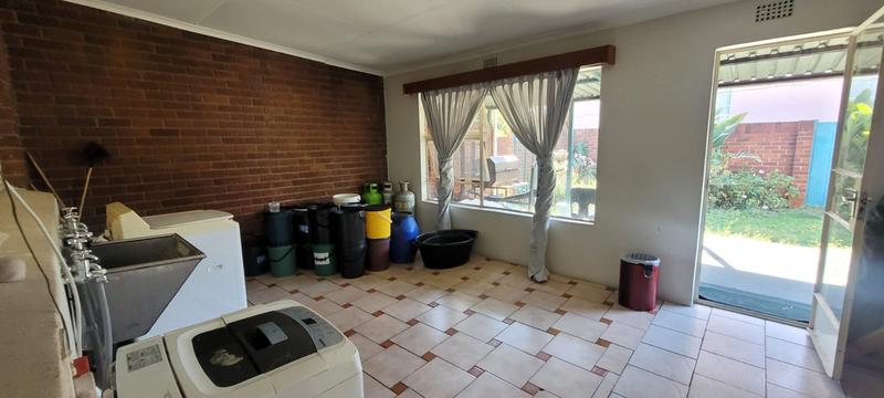 4 Bedroom Property for Sale in Mulbarton Gauteng