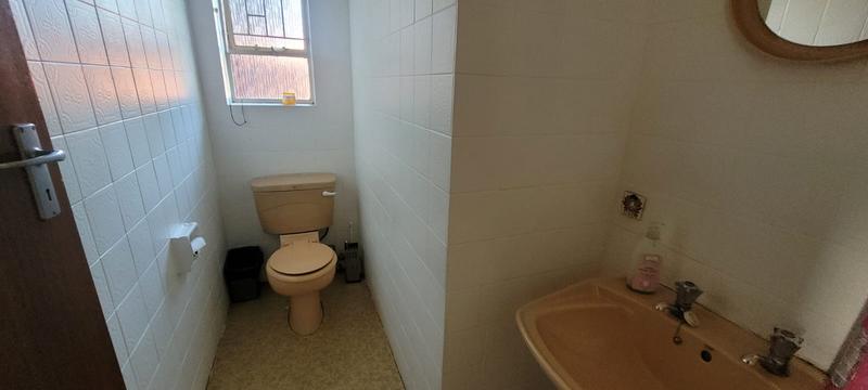 4 Bedroom Property for Sale in Mulbarton Gauteng
