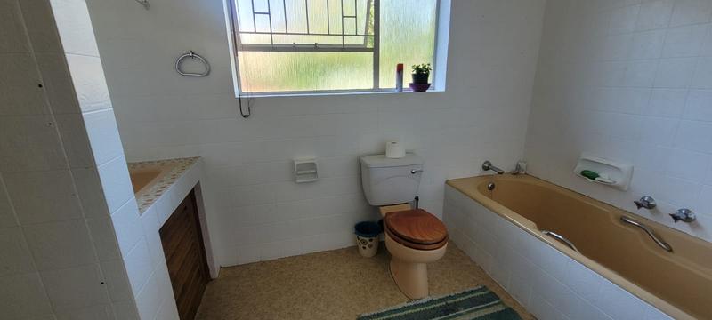 4 Bedroom Property for Sale in Mulbarton Gauteng