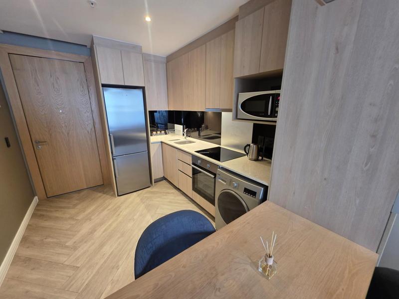 To Let 1 Bedroom Property for Rent in Benmore Gardens Gauteng