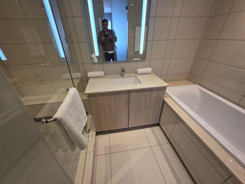To Let 1 Bedroom Property for Rent in Benmore Gardens Gauteng