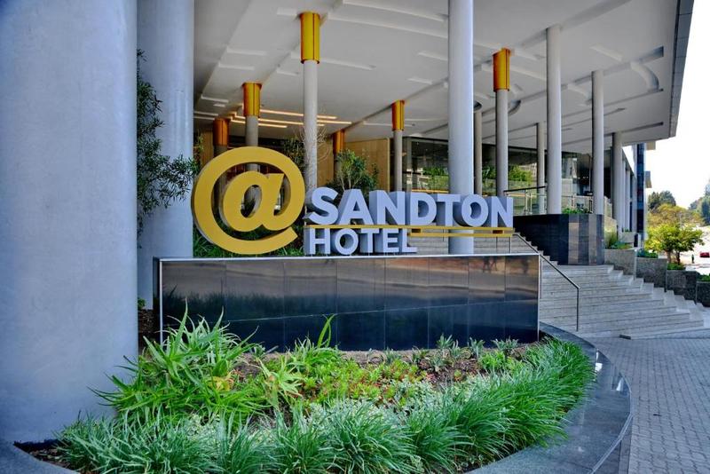 To Let 1 Bedroom Property for Rent in Benmore Gardens Gauteng