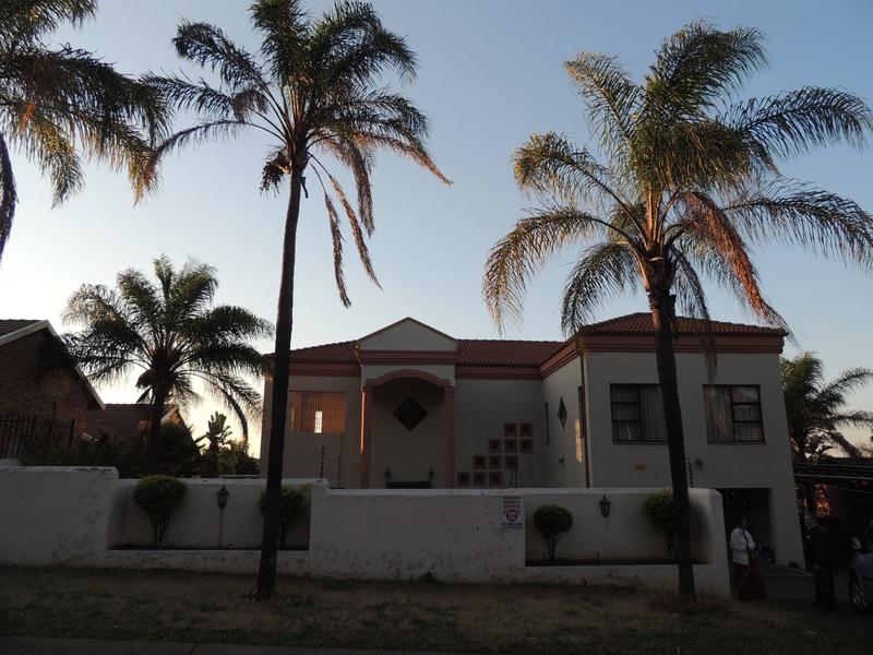 5 Bedroom Property for Sale in Amandasig Gauteng