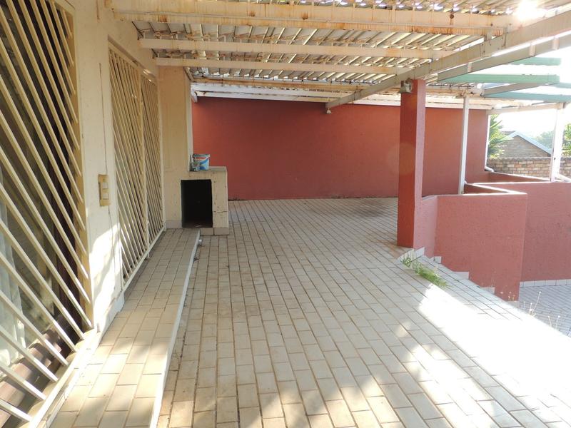 5 Bedroom Property for Sale in Amandasig Gauteng
