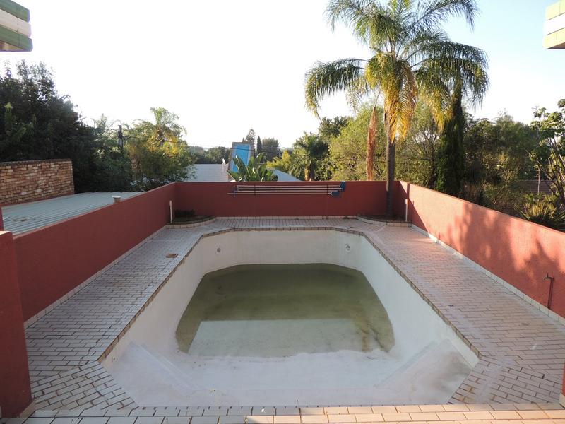 5 Bedroom Property for Sale in Amandasig Gauteng