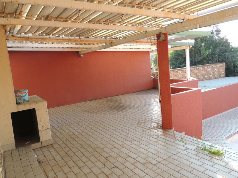 5 Bedroom Property for Sale in Amandasig Gauteng