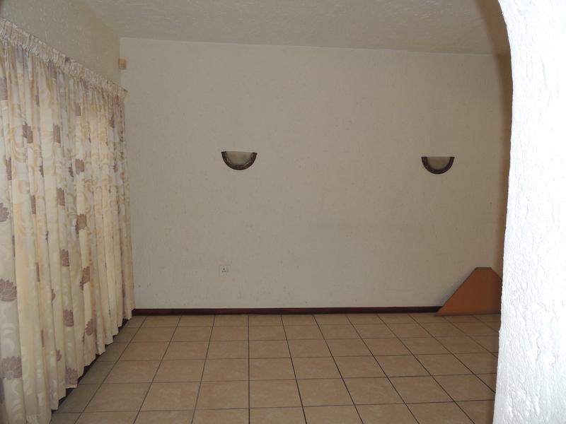 5 Bedroom Property for Sale in Amandasig Gauteng