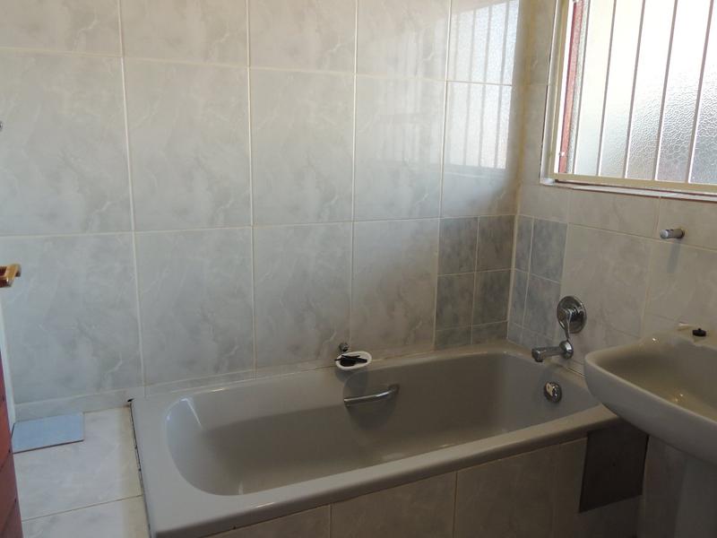 5 Bedroom Property for Sale in Amandasig Gauteng