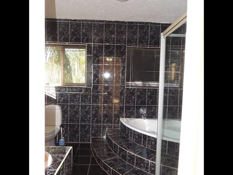 5 Bedroom Property for Sale in Amandasig Gauteng
