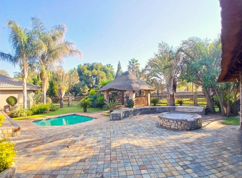 5 Bedroom Property for Sale in Doornpoort Gauteng