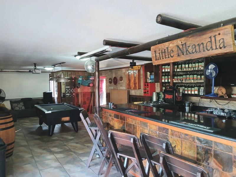 5 Bedroom Property for Sale in Doornpoort Gauteng