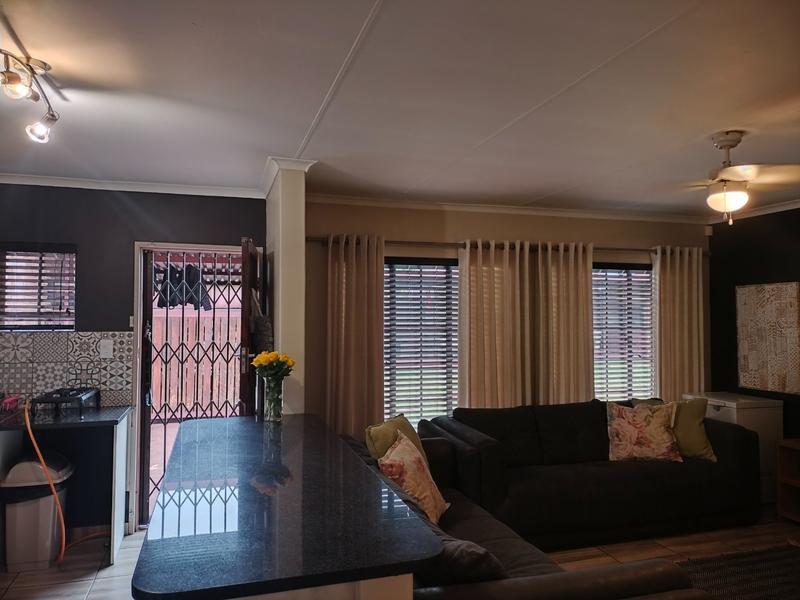 3 Bedroom Property for Sale in Dorandia Gauteng