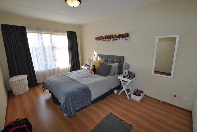 1 Bedroom Property for Sale in Paulshof Gauteng