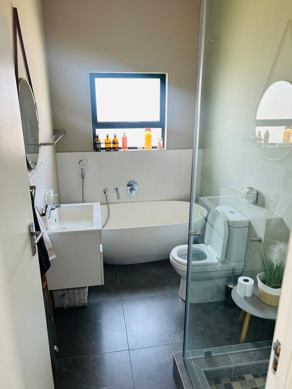 3 Bedroom Property for Sale in Knoppieslaagte Gauteng