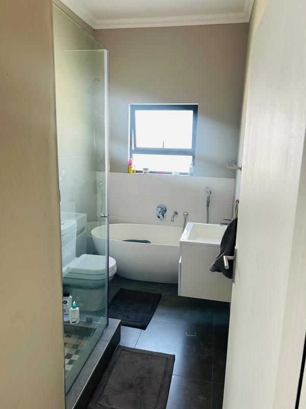 3 Bedroom Property for Sale in Knoppieslaagte Gauteng