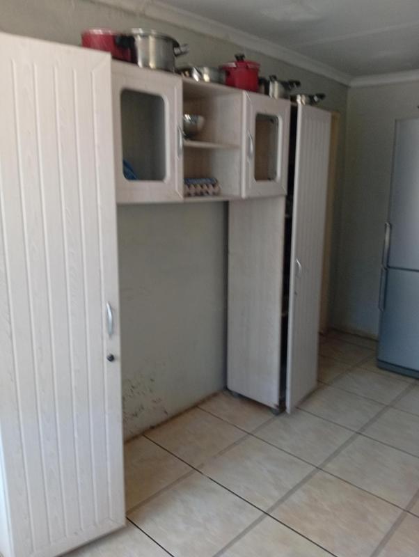6 Bedroom Property for Sale in Tembisa Gauteng