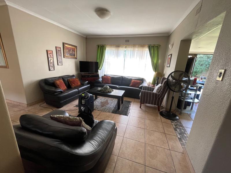 4 Bedroom Property for Sale in Esther Park Gauteng