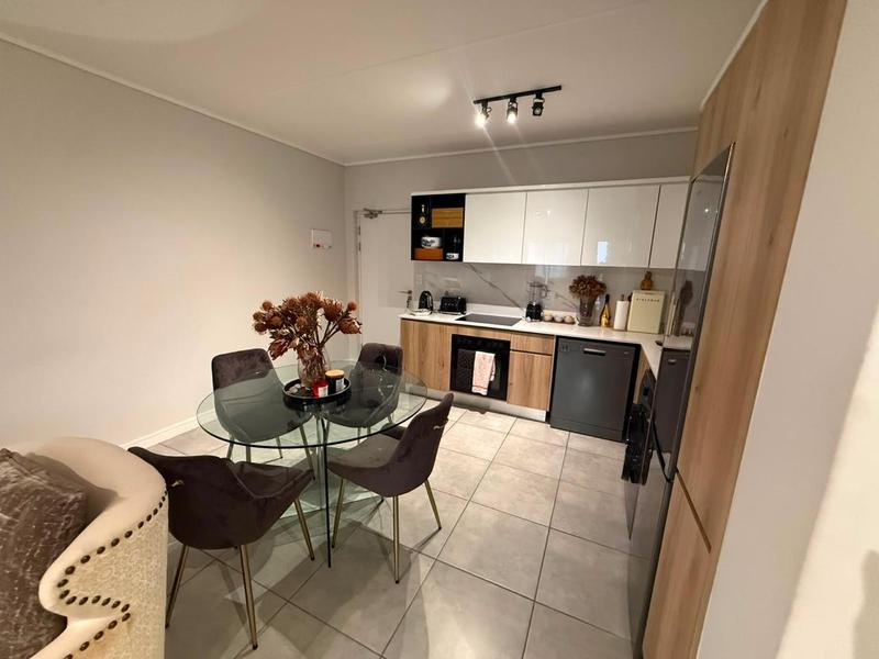2 Bedroom Property for Sale in Waterfall Gauteng