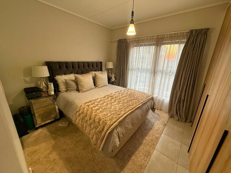 2 Bedroom Property for Sale in Waterfall Gauteng