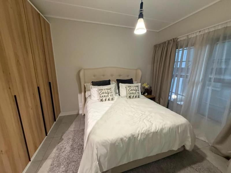2 Bedroom Property for Sale in Waterfall Gauteng