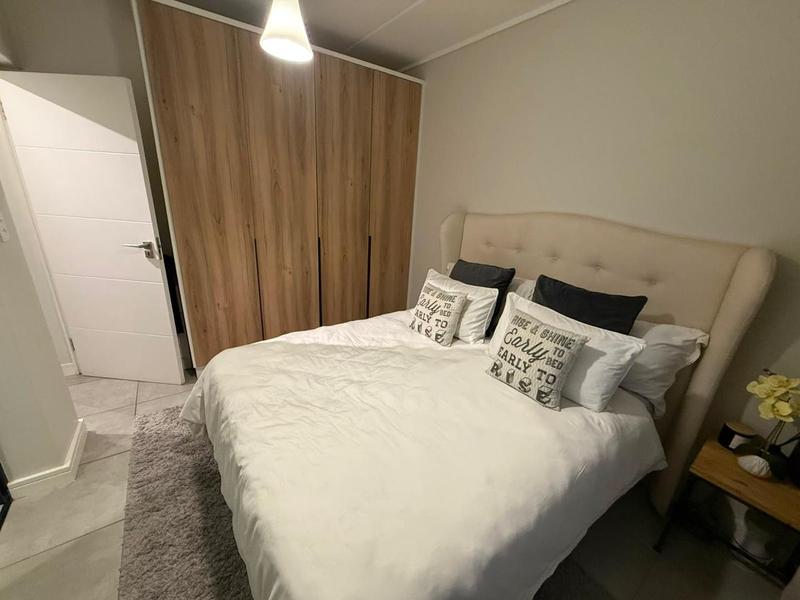 2 Bedroom Property for Sale in Waterfall Gauteng